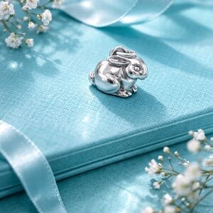Tiffany & Co SUPER RARE Vintage Rabbit Bunny Charm Authenticity Guaranteed